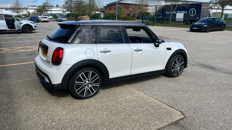 MINI Cooper 1.5 C Exclusive 5dr Auto Petrol Hatchback